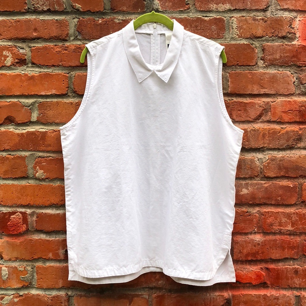 Gap Sleeveless Top